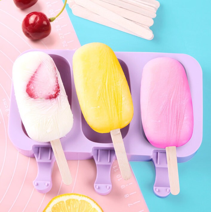 Ice Pop Maker Bunny