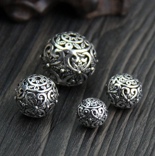 Round Spacer Beads - Silver Spacers - Metal Spacer Beads - Jewelry Supplies - Craft Supplies - Hollow Flower Beads - Antique Vintage Design